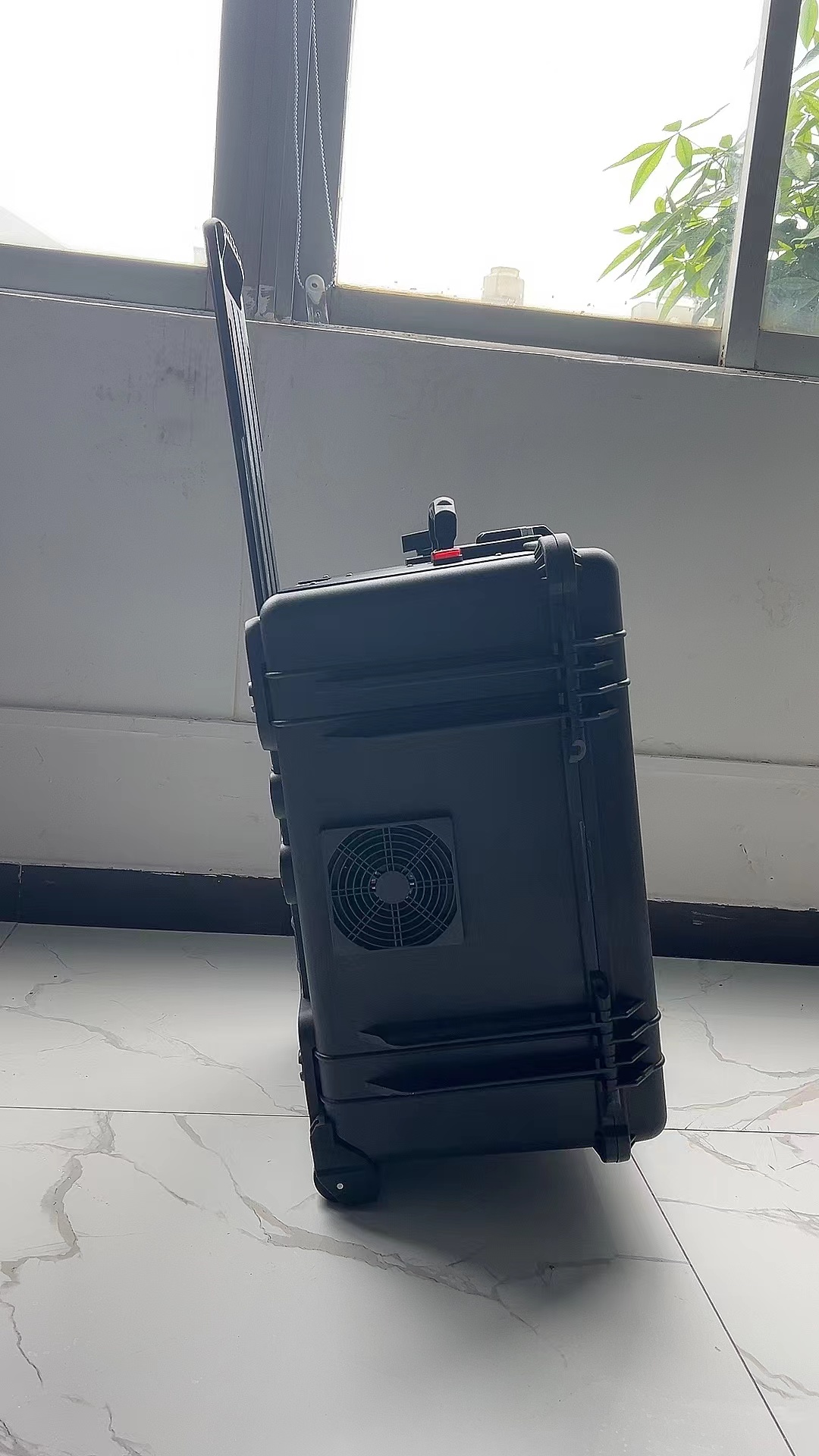 剑河手拉箱型移动通信干扰器